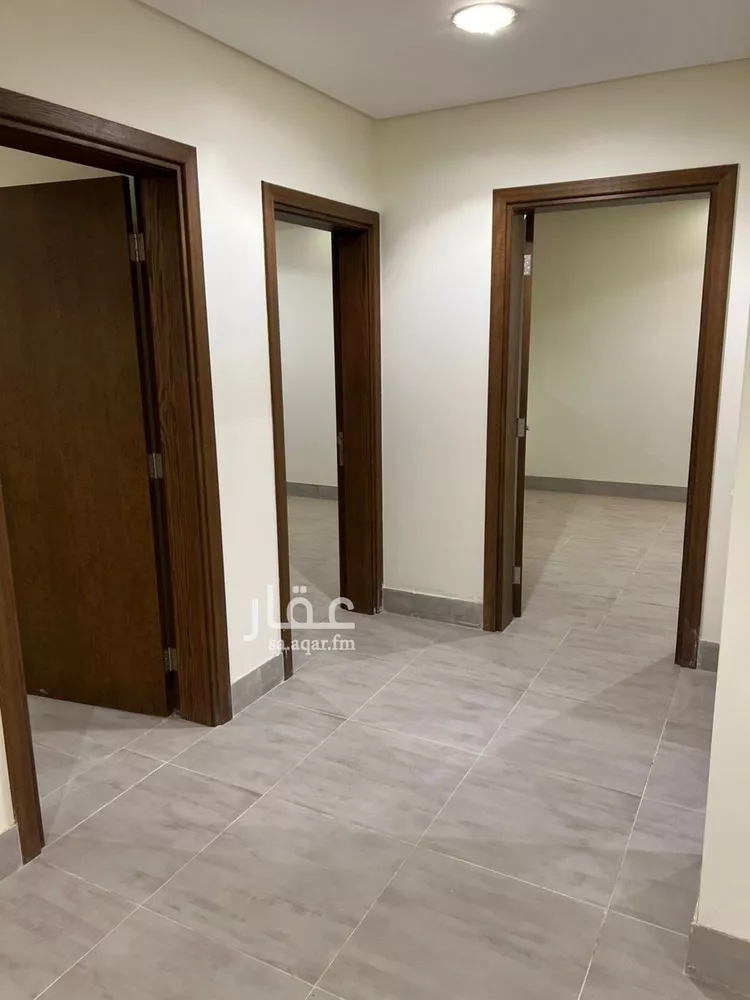 Apartment for Sale in Riyadh Al Malqa 8