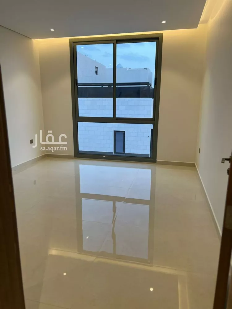 فيلا للبيع في شارع مسلم بن عبيدالله, حي العارض, مدينة الرياض, منطقة الرياض 6