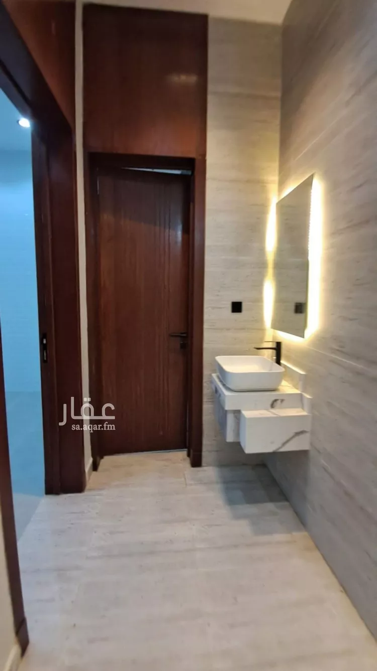 دور للبيع في شارع أبي محمد عبدالعزيز الفاسي, حي طويق, مدينة الرياض, منطقة الرياض صورة 2