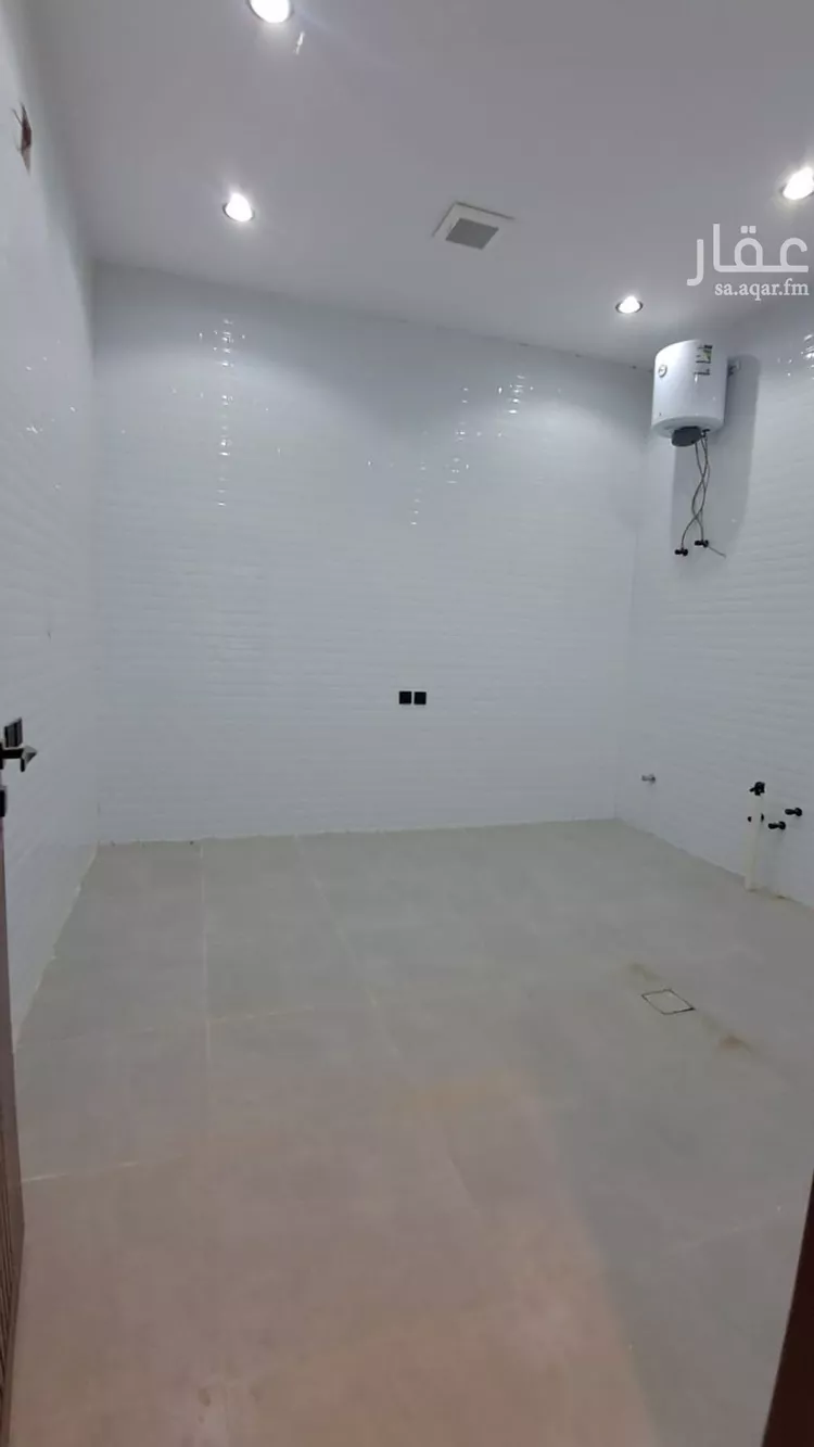Floor for Sale in Riyadh Tuwaiq 7