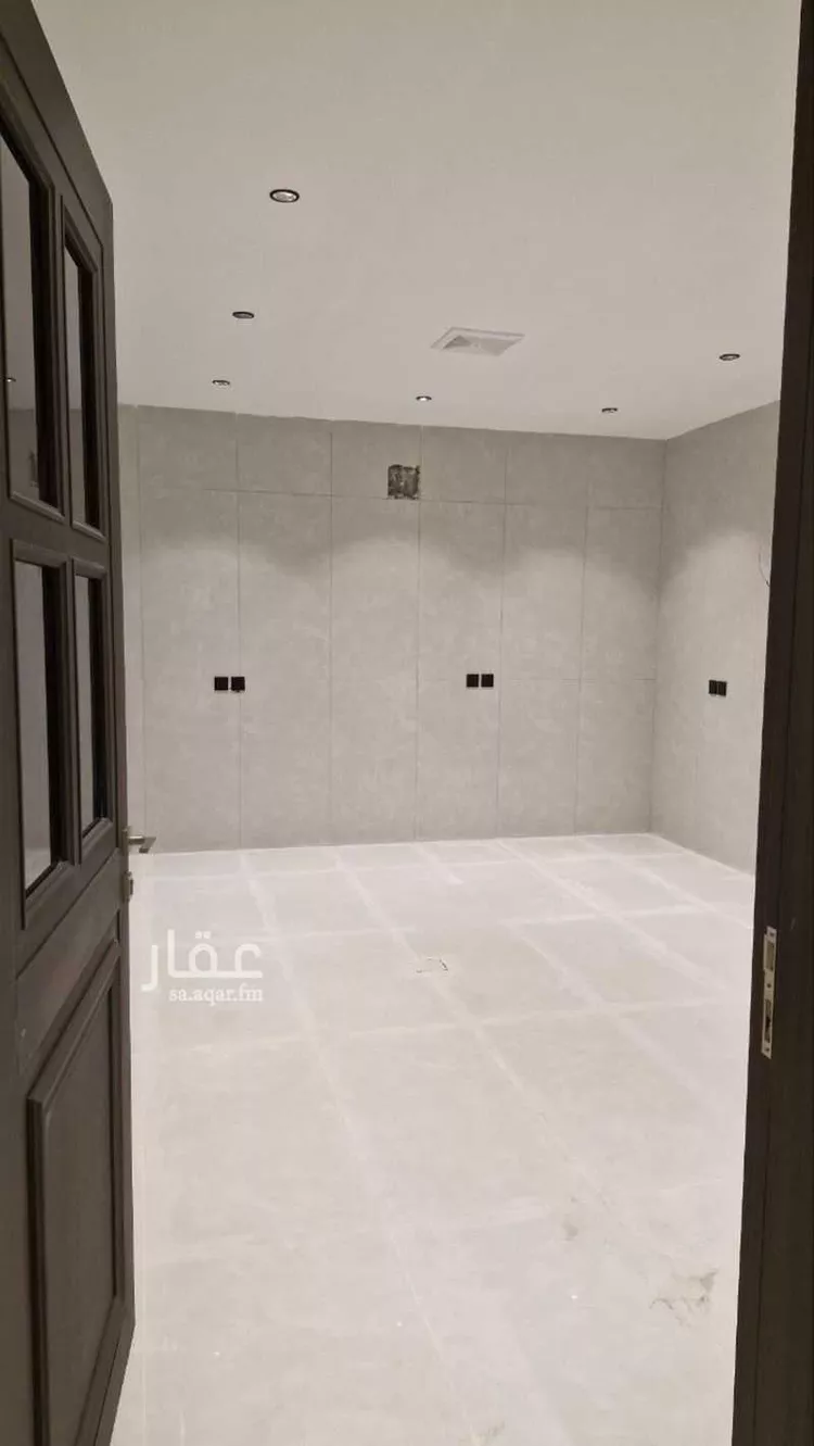 فيلا للبيع في شارع المغازي, حي الشعلة, مدينة الدمام, المنطقة الشرقية صورة 5