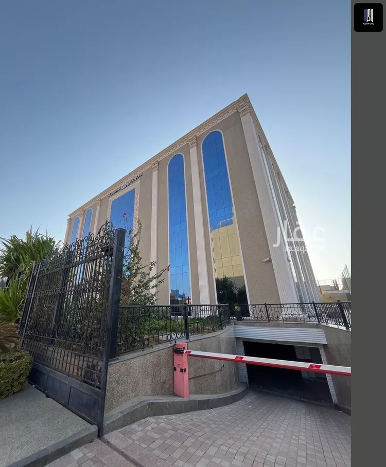 مكتب تجاري للإيجار في شارع طريق الملك عبدالعزيز, حي المرجان, مدينة جدة, منطقة مكة المكرمة 1 صورة