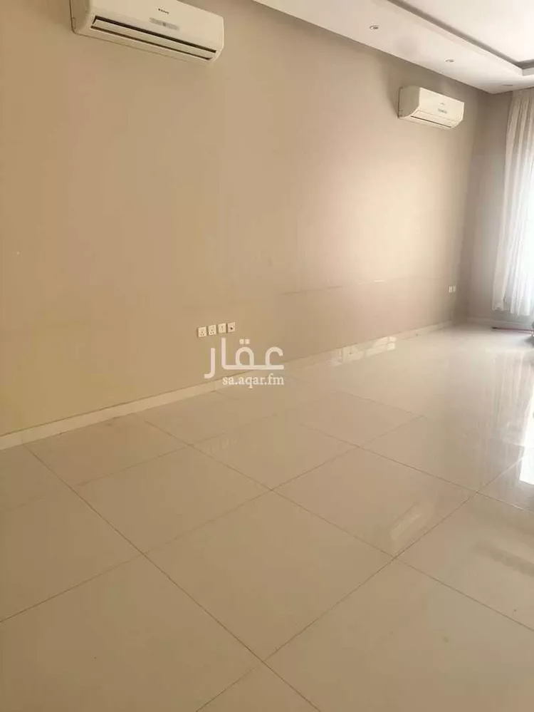 فيلا للإيجار في شارع الشيخ عبدالله بن جبرين ، حي القيروان ، الرياض ، منطقة الرياض صورة 2