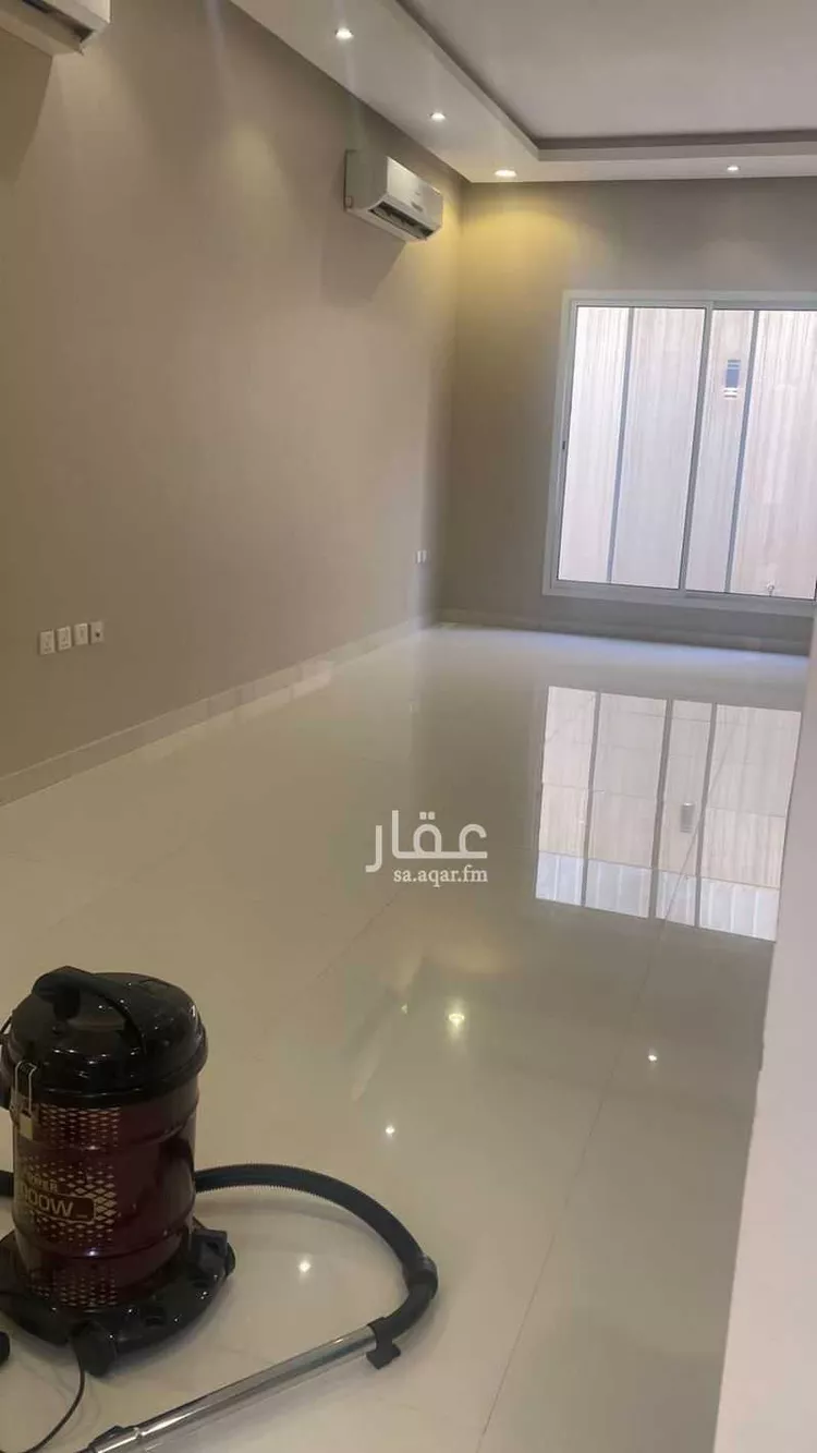 فيلا للإيجار في شارع الشيخ عبدالله بن جبرين ، حي القيروان ، الرياض ، منطقة الرياض صورة 3