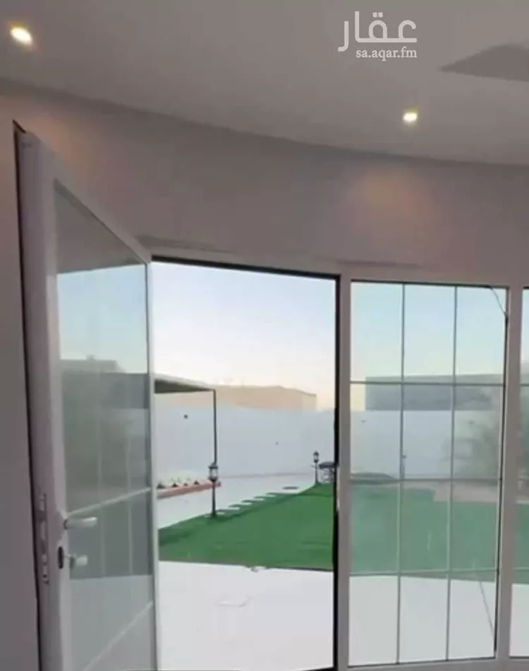 دور للبيع في شارع الصلاح ، حي الملك فهد ، عنيزة ، عنيزة