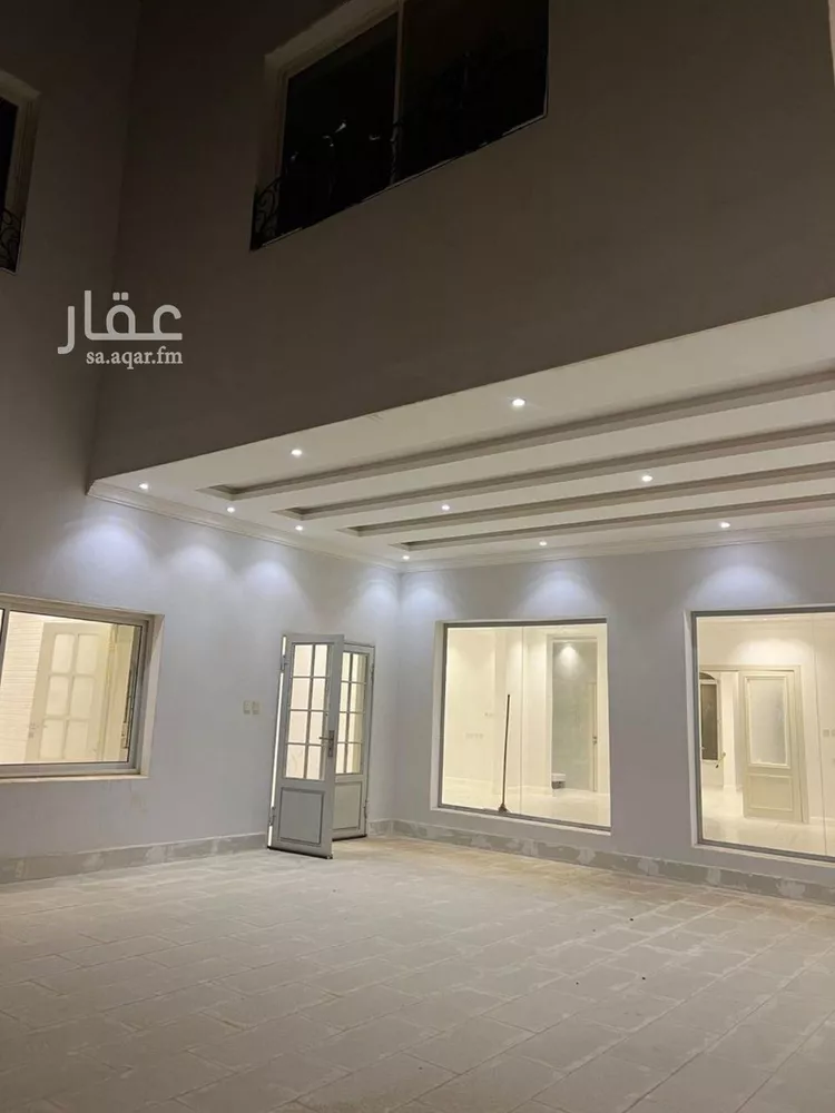 فيلا للبيع في شارع خديجة بنت خويلد, حي العريجاء الغربي, مدينة الرياض, منطقة الرياض صورة 4