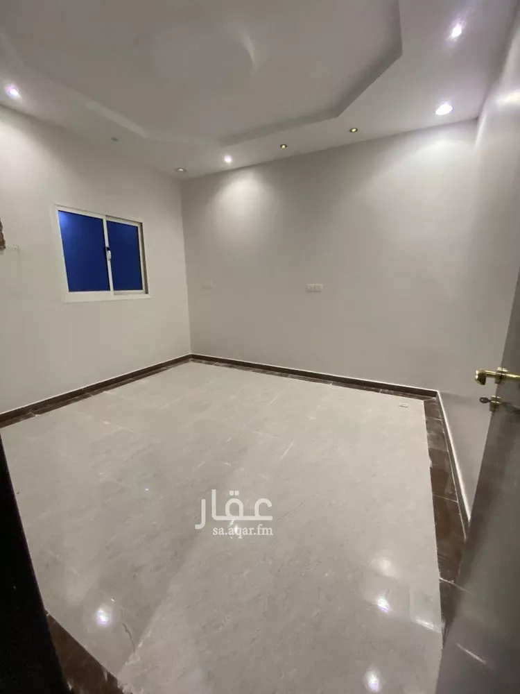 فيلا للإيجار في شارع حسن حسني عبدالوهاب, حي الرمال, مدينة الرياض, منطقة الرياض صورة 2