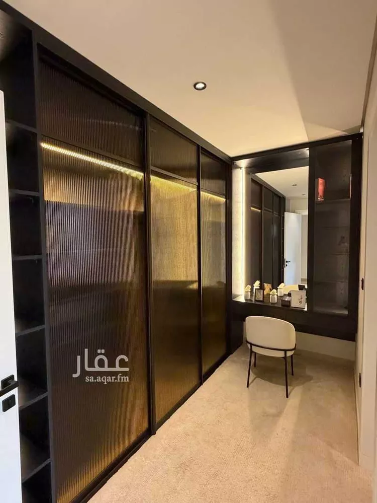 فيلا للبيع في شارع 1084, حي الفاروق, مدينة الرياض, منطقة الرياض صورة 3