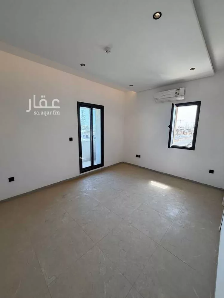 فيلا للإيجار في شارع عبدالله بن حبان, حي الرمال, مدينة الرياض, منطقة الرياض 8