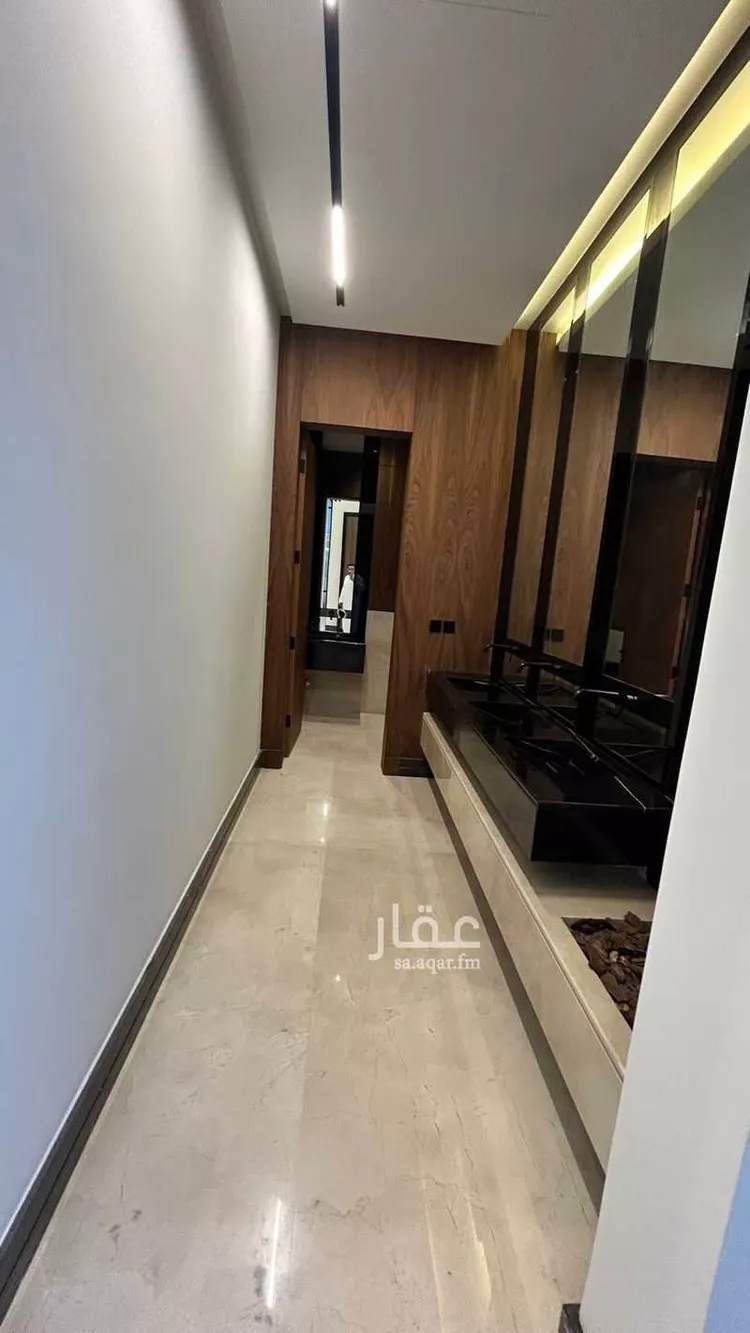 فيلا للبيع في شارع الاصفاء, حي الملقا, مدينة الرياض, منطقة الرياض صورة 4