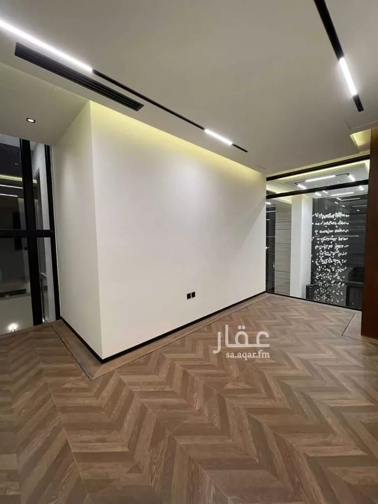 فيلا للبيع في شارع الاصفاء, حي الملقا, مدينة الرياض, منطقة الرياض صورة 2