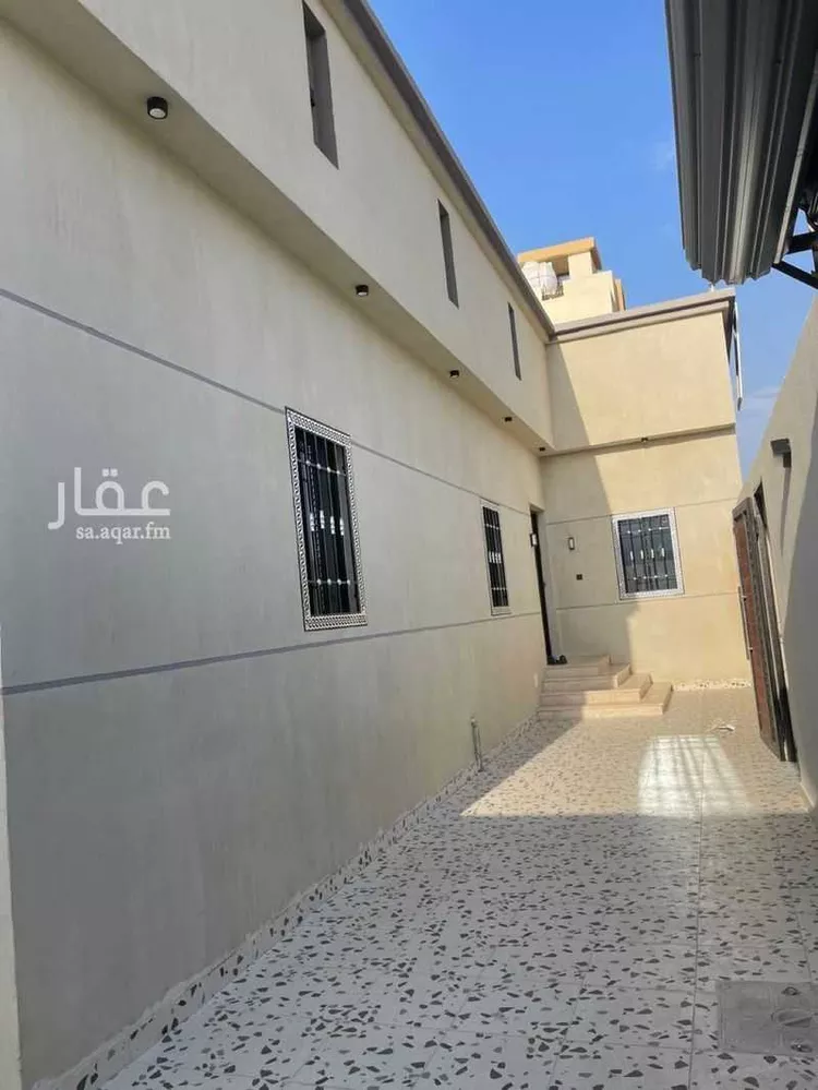 فيلا للبيع في شارع عكاظ ، حي الفرنيسية الشرقية ، رابغ ، رابغ