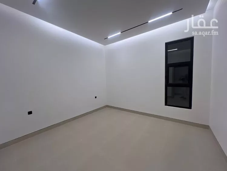 Floor for Sale in Riyadh Ar Rimal 11