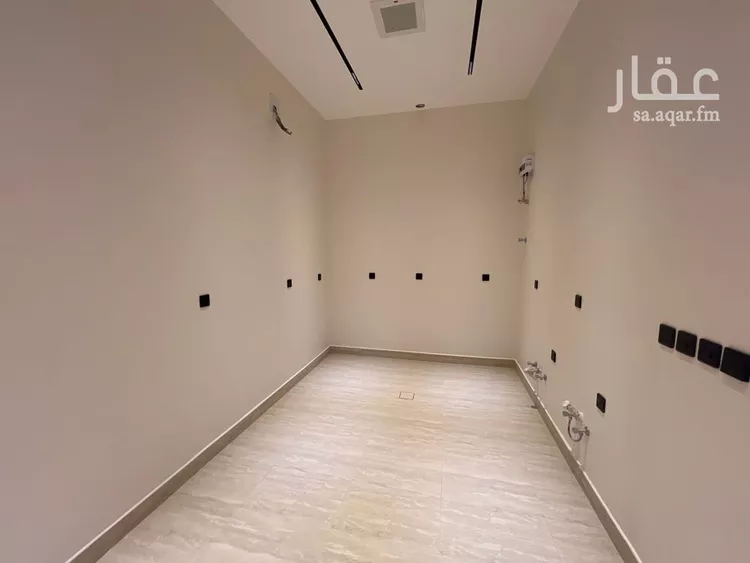 شقة للبيع في شارع بحر العرب, حي إشبيلية, مدينة الرياض, منطقة الرياض 9