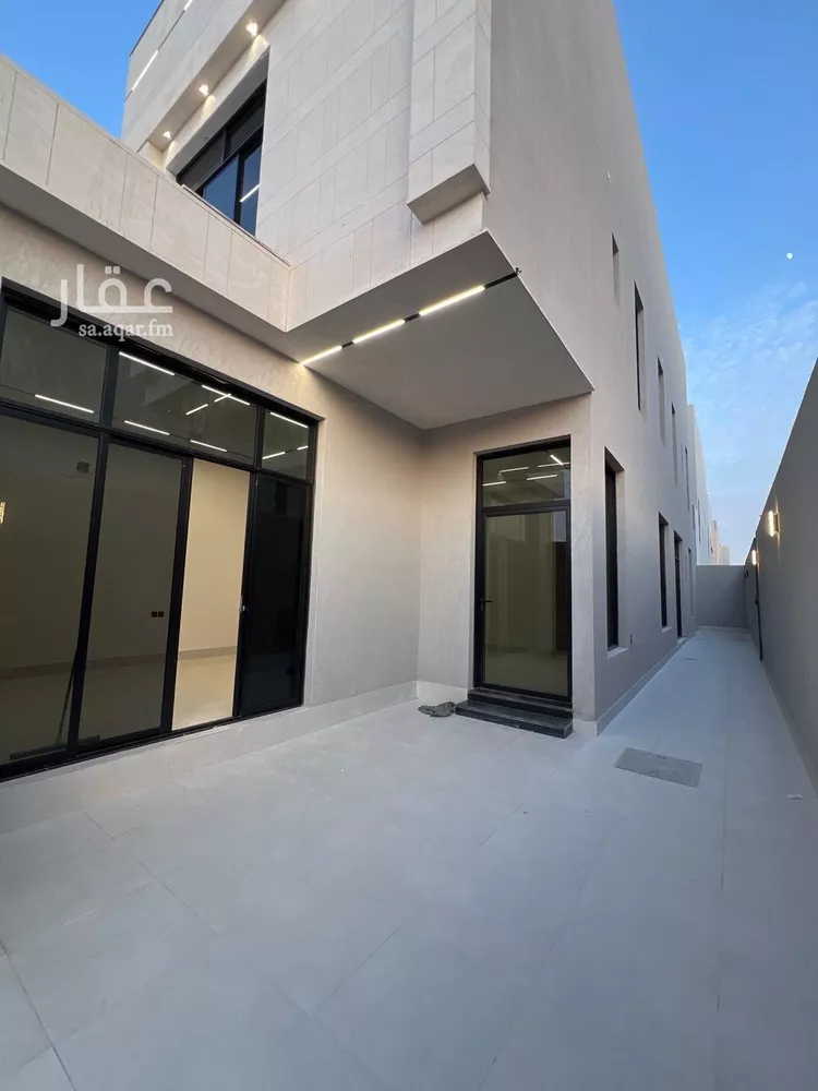 دور للبيع في شارع الصرح, حي المعيزيلة, مدينة الرياض, منطقة الرياض صورة 3