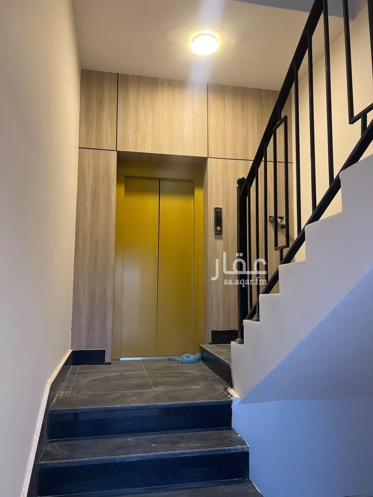 دور للبيع في شارع الصرح, حي المعيزيلة, مدينة الرياض, منطقة الرياض صورة 3