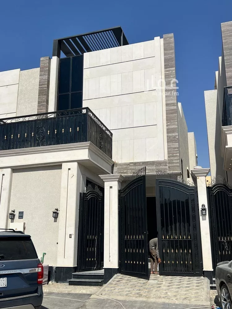 دور للبيع في شارع جبل الحسي, حي القادسية, مدينة الرياض, منطقة الرياض