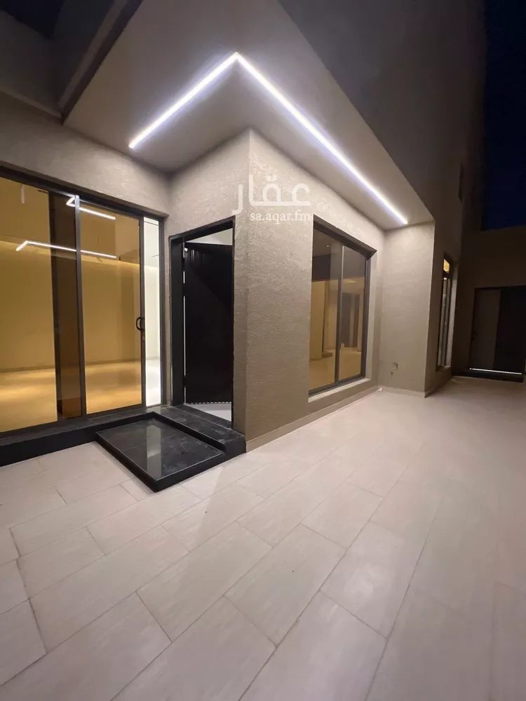 فيلا للبيع في شارع محمد الشلبي, حي غرناطة, مدينة الرياض, منطقة الرياض صورة 3
