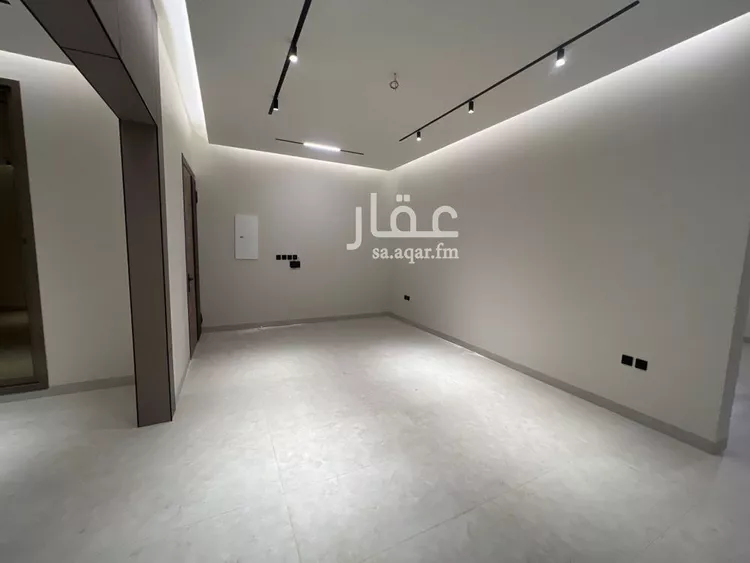 دور للبيع في شارع محمد الشلبي, حي غرناطة, مدينة الرياض, منطقة الرياض 9