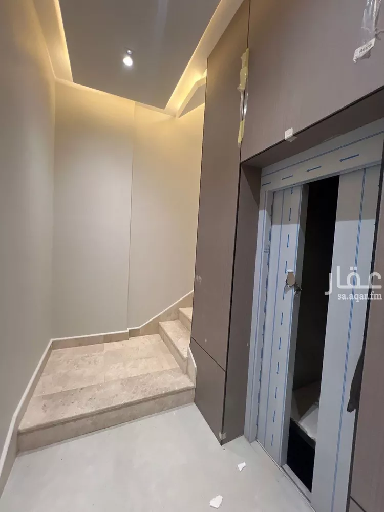 Floor for Sale in Riyadh Ghirnatah صورة 4
