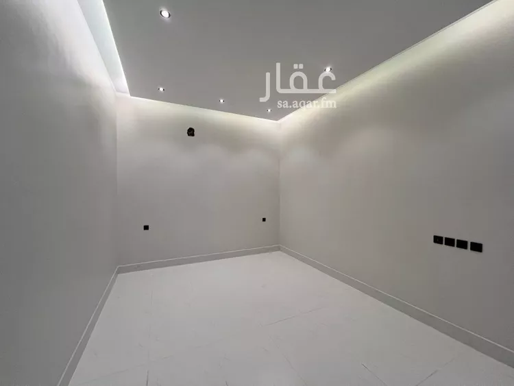 فيلا للبيع في شارع بركة بن نزار, حي الرمال, مدينة الرياض, منطقة الرياض صورة 3