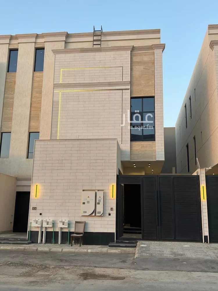 Floor for Sale in Riyadh Al Maizilah