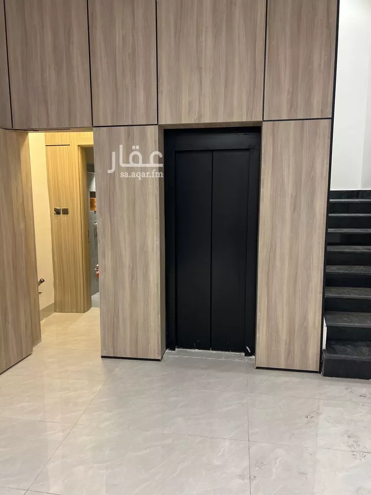 فيلا للبيع في شارع الصرح, حي المعيزيلة, مدينة الرياض, منطقة الرياض 12