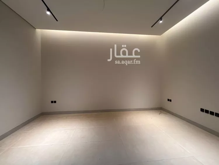 فيلا للبيع في شارع محمد الشلبي, حي غرناطة, مدينة الرياض, منطقة الرياض صورة 5