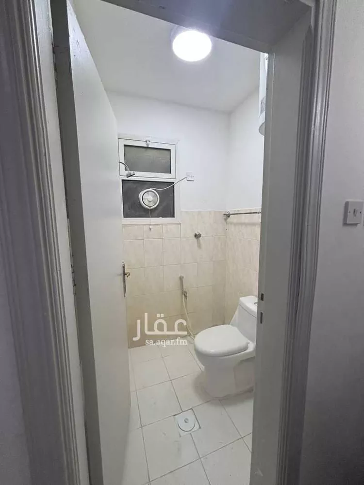 شقة للإيجار في شارع الغافقي ، حي الوزارات ، الرياض ، منطقة الرياض صورة 3