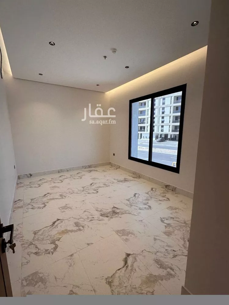 شقة للبيع في شارع النعيرية, حي الحمراء, مدينة الخبر, المنطقة الشرقية صورة 3