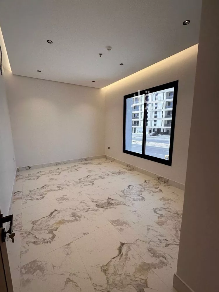 شقة للبيع في شارع النعيرية, حي الحمراء, مدينة الخبر, المنطقة الشرقية صورة 5