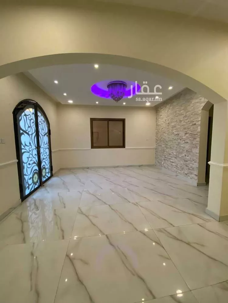 فيلا للإيجار في شارع 27ب, حي الشراع, مدينة الخبر, المنطقة الشرقية صورة 2