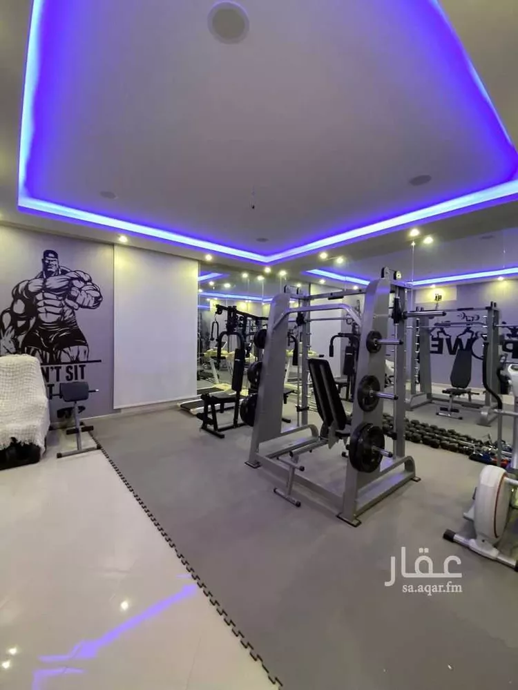 فيلا للبيع في شارع العيينه, حي الصواري, مدينة الخبر, المنطقة الشرقية صورة 3