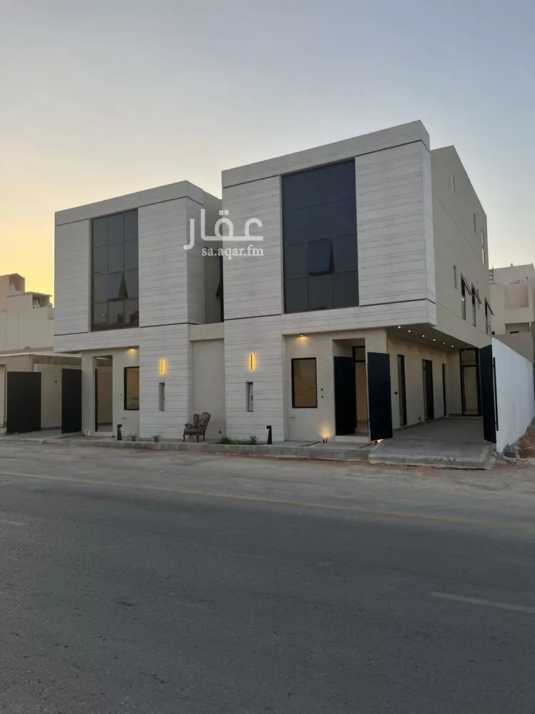 فيلا للبيع في شارع أبي العباس الصقلي, حي المهدية, مدينة الرياض, منطقة الرياض صورة 2