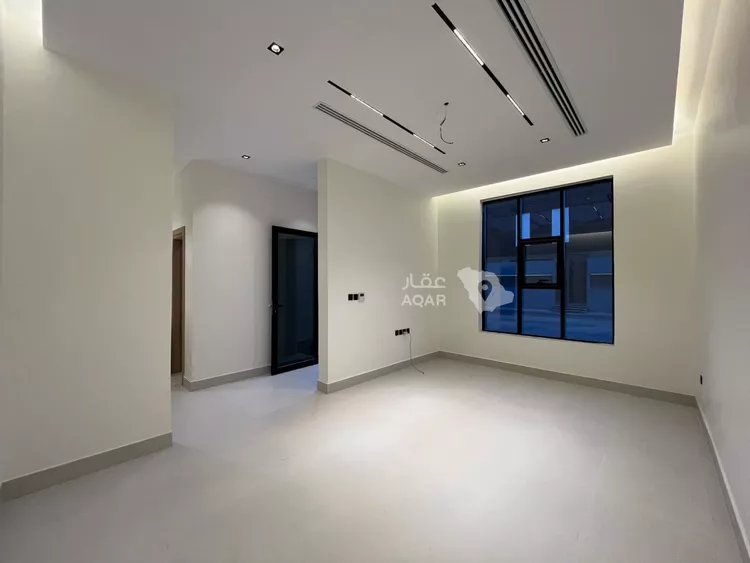 فيلا للبيع في شارع أحمد بن الحسن الأنصاري, حي المهدية, مدينة الرياض, منطقة الرياض 9