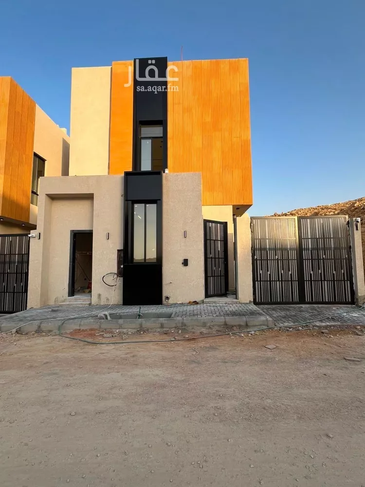 فيلا للبيع في شارع عبداللطيف بن المبارك, حي المهدية, مدينة الرياض, منطقة الرياض صورة 5