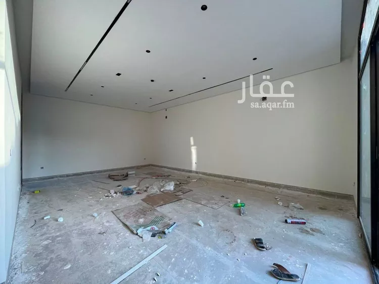 فيلا للبيع في شارع عبداللطيف بن المبارك, حي المهدية, مدينة الرياض, منطقة الرياض 12