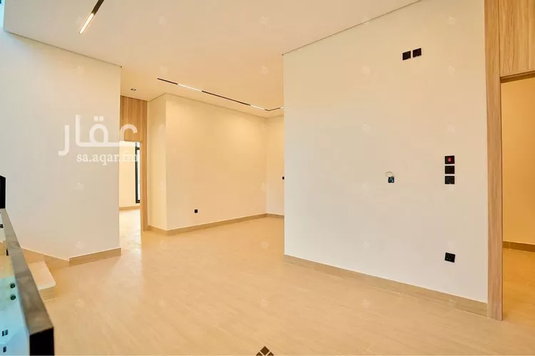 فيلا للبيع في شارع محمد بن أحمد الحجازي, حي المهدية, مدينة الرياض, منطقة الرياض صورة 3