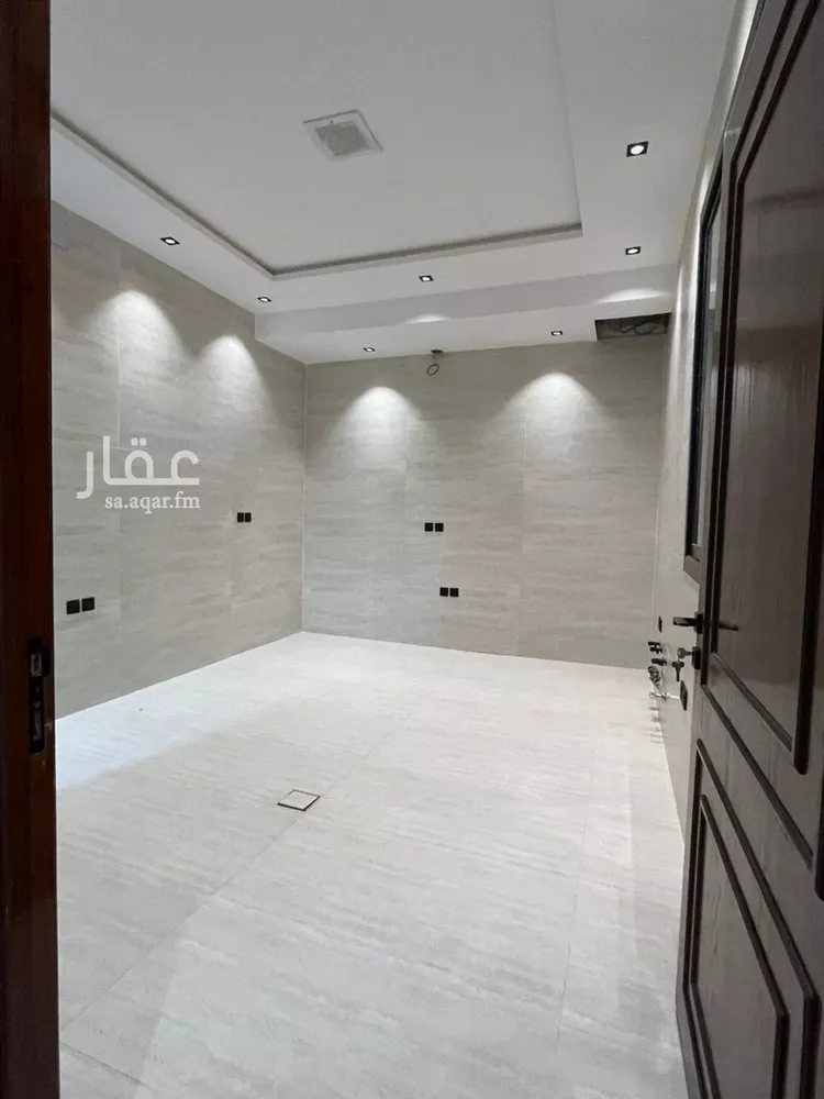 فيلا للبيع في شارع السيل الكبير, حي المهدية, مدينة الرياض, منطقة الرياض صورة 4