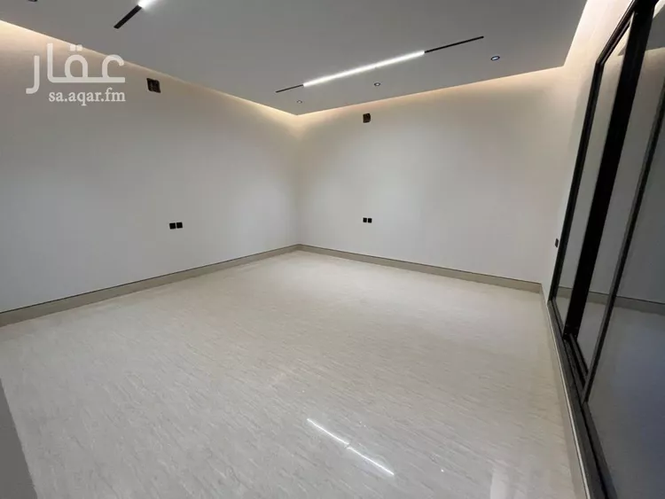 فيلا للبيع في شارع أحمد الكازروني, حي المهدية, مدينة الرياض, منطقة الرياض 11