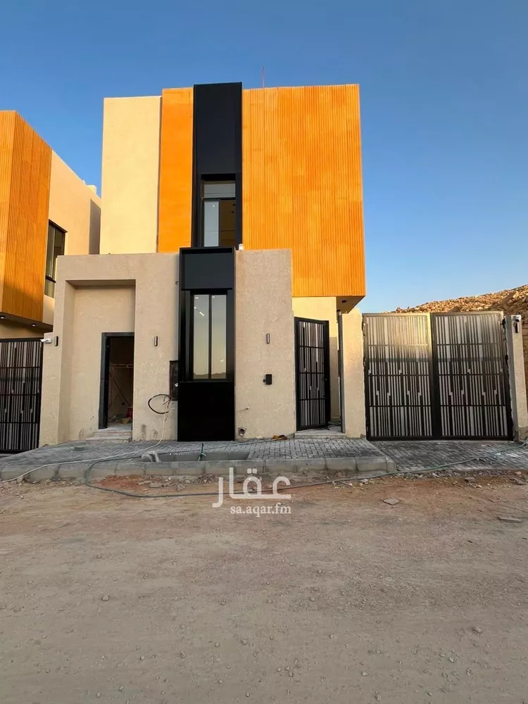 Villa for Sale in Riyadh Al Mahdiyah