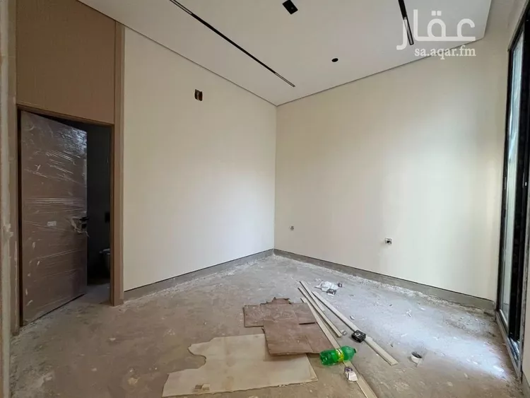فيلا للبيع في شارع عبداللطيف بن المبارك, حي المهدية, مدينة الرياض, منطقة الرياض 23