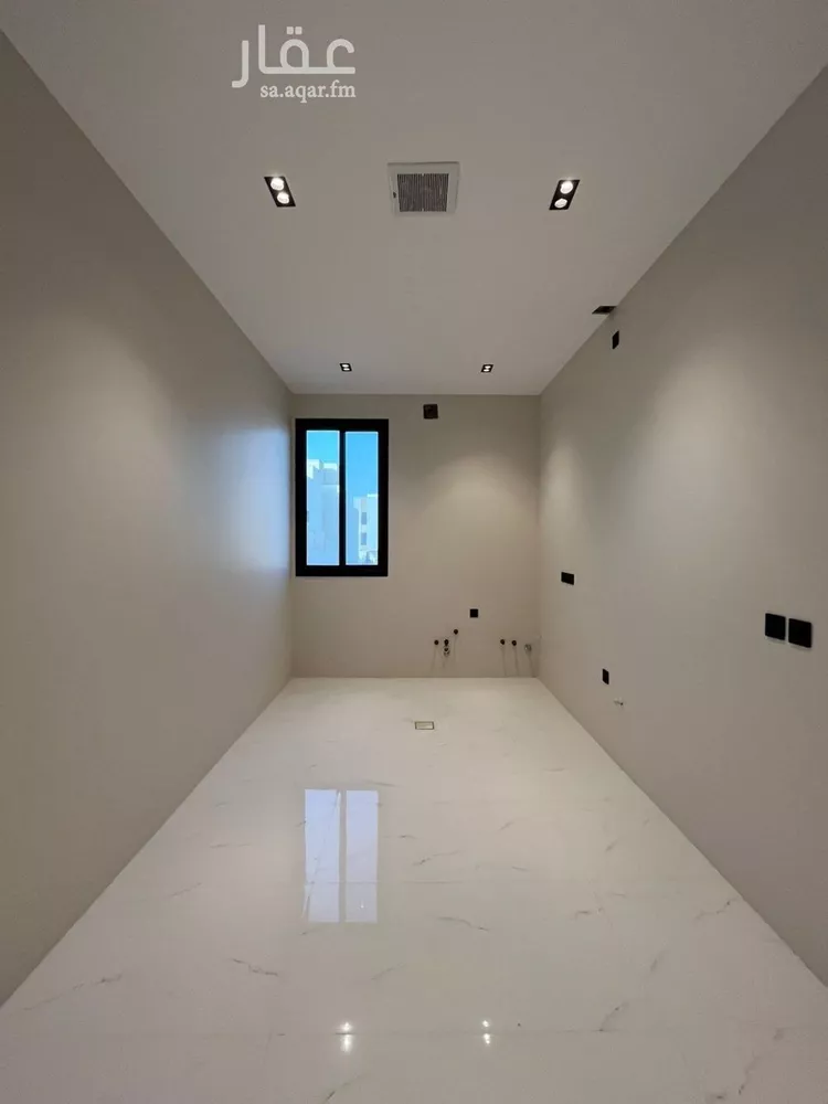 عمارة للبيع في شارع أبي عروة, حي المهدية, مدينة الرياض, منطقة الرياض 10