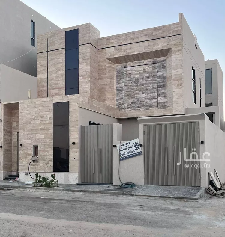 فيلا للبيع في شارع النسري, حي المهدية, مدينة الرياض, منطقة الرياض صورة 2