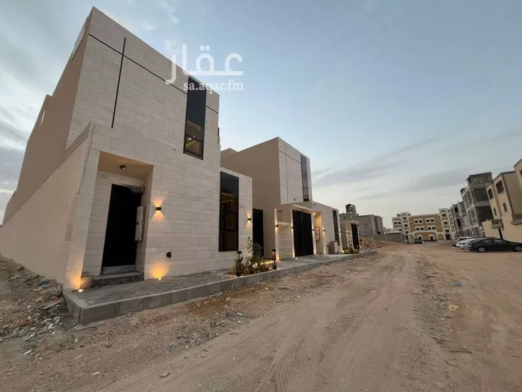 فيلا للبيع في شارع عبدالقادر بن عبدالوارث, حي المهدية, مدينة الرياض, منطقة الرياض صورة 2