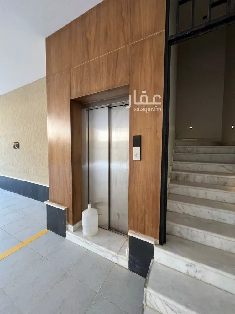 عمارة للبيع في شارع أبي عروة, حي المهدية, مدينة الرياض, منطقة الرياض 6