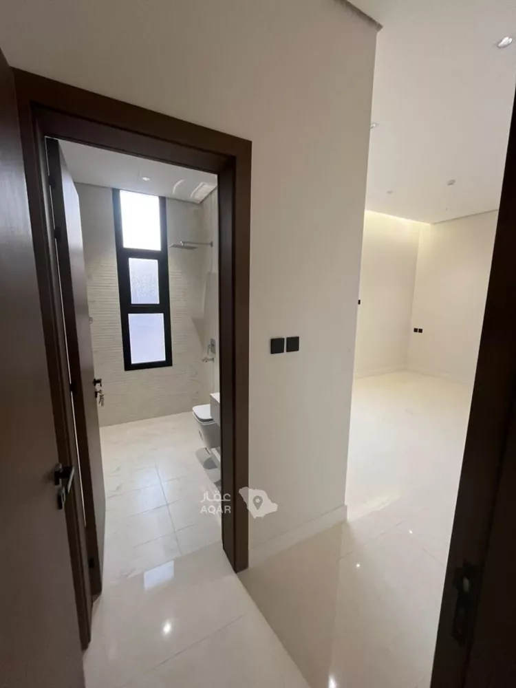 عمارة للبيع في شارع أحمد بن هاشم, حي المهدية, مدينة الرياض, منطقة الرياض 16