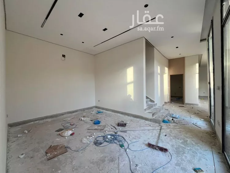 فيلا للبيع في شارع عبداللطيف بن المبارك, حي المهدية, مدينة الرياض, منطقة الرياض 7