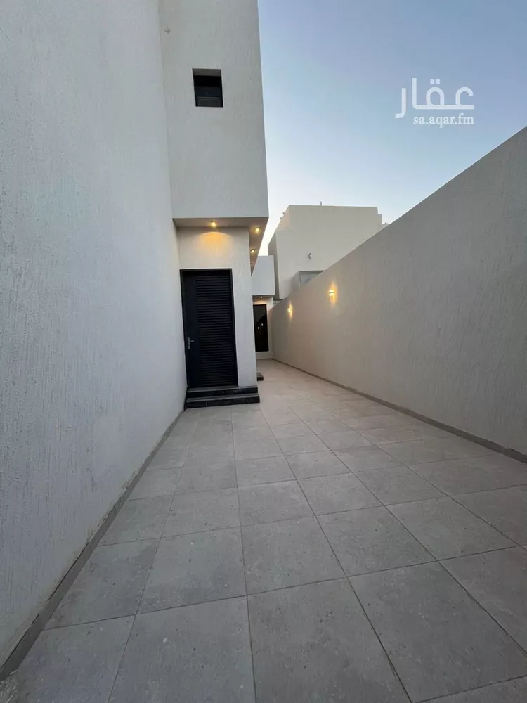 فيلا للبيع في شارع النسري, حي المهدية, مدينة الرياض, منطقة الرياض صورة 2