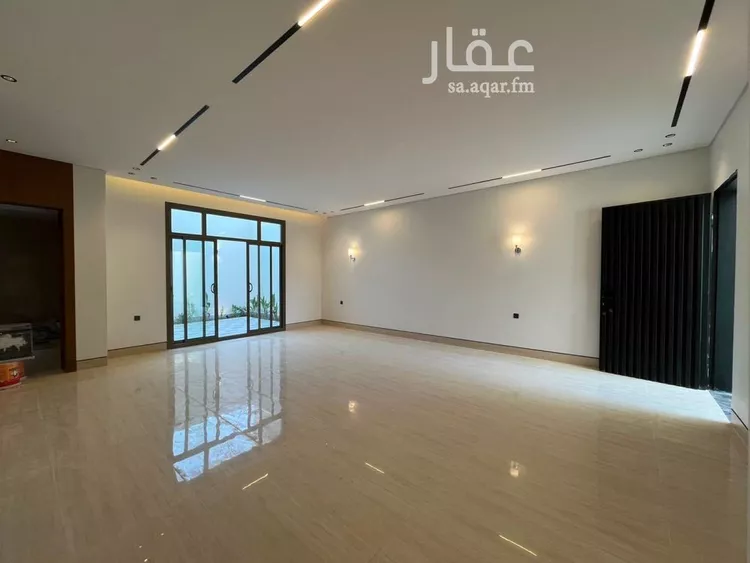 فيلا للبيع في شارع سبط العلاء, حي المهدية, مدينة الرياض, منطقة الرياض صورة 5